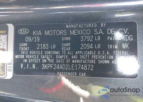 2020 Kia Forte Lxs z USA, uszkodzony, nr VIN 3KPF24AD2LE174872